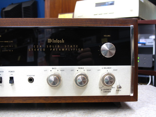 マッキントッシュC24 &変圧器 McIntosh マッキントッシュ C24 プリアンプ - 中古オーディオの