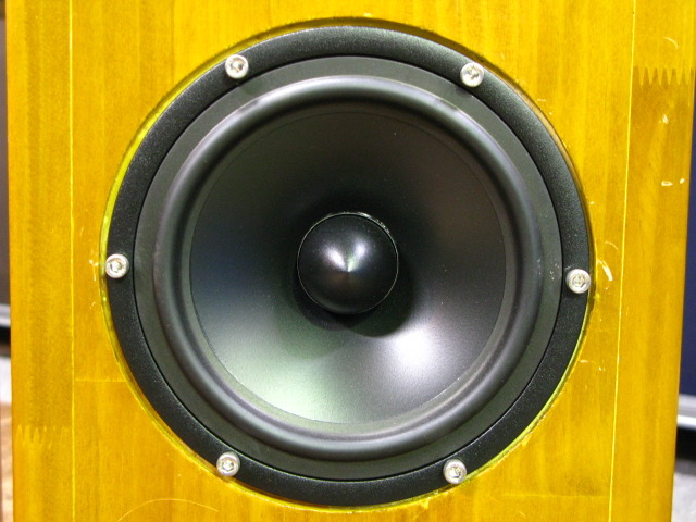 スピーカー・ウーファー SEAS 25 TV-EW m0s10074 スピーカー・ウーファー SEAS 25 TV-EW m0s10074 SEAS 25 TV-EW