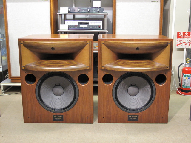 MODEL 2404 EXCLUSIVE - HiFi-Do McIntosh/JBL/audio-technica