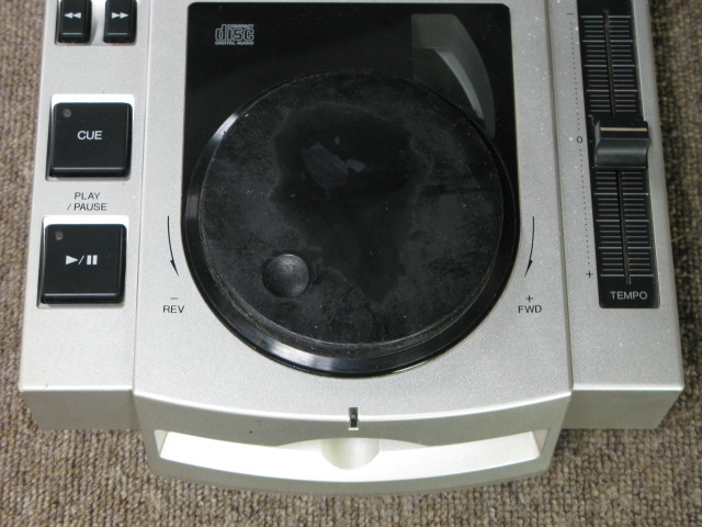 パイオニア プロフェッショナルCDプレーヤー CDJ-100S シルバー CDJ-100S (archived) CD deck (silver) - Pioneer DJ