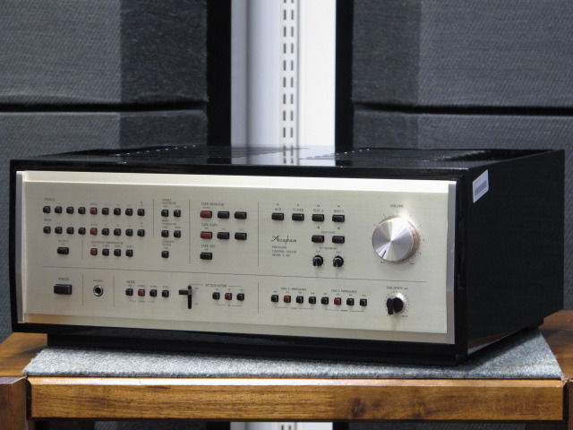 C-240 Accuphase - HiFi-Do McIntosh/JBL/audio-technica/Jeff Rowland