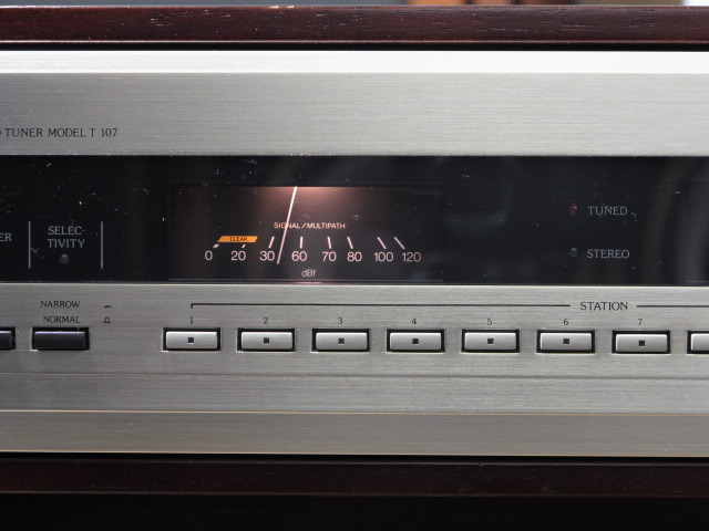 T-107 Accuphase - HiFi-Do McIntosh/JBL/audio-technica/Jeff Rowland