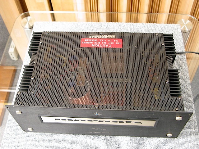 Marantz Model 240 パワーアンプ　マランツ　ヴィンテージ Marantz Model 240 パワーアンプ マランツ ヴィンテージ Marantz