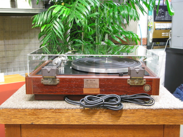 動作品ビクターSRP-B33M レコードプレイヤーベルトドライブ60Hz用