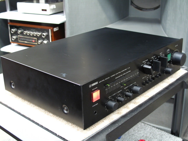Yamaha C-6 プリアンプ YAMAHA C-6の仕様 ヤマハ
