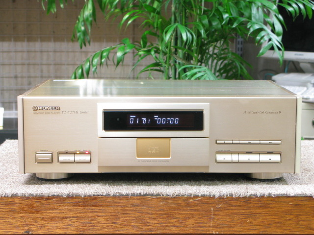 【極美品】パイオニア CDプレーヤー PD-T07HS Limited Amazon.co.jp: PIONEER パイオニア PD-T07 CDプレイヤー（CDデッキ