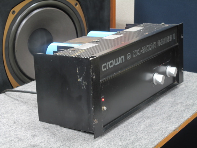 【生産終了・貴重・高音質】Crown DC-300A Series II 生産終了・貴重・高音質】Crown DC-300A Series II