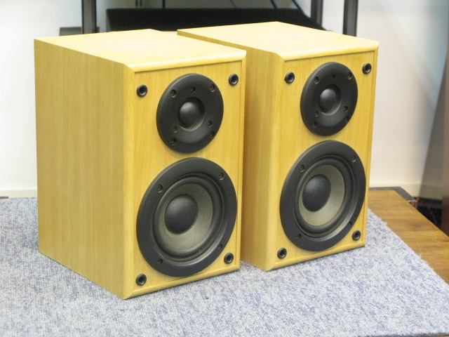 ブックシェルフスピーカー 木製キャビネット TEAC S-250 2本セット TEAC S-250の仕様 ティアック