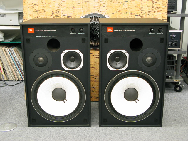 JBL4312A　① JBL 4312A Bookshelf Speaker Pair | 100 W | 6 Ohms | Wired