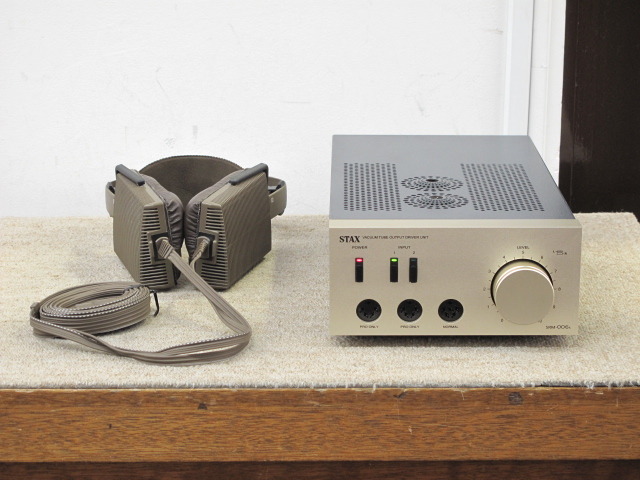 SRM-006tAとSR-404 STAX SR-404 SRM-006tA Signature Headphone SR404 SRM006tA set