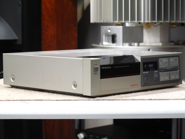 Technics CDプレーヤー SL-P7 SL-P7 Technics - 中古オーディオ 高価買取・販売 ハイファイ堂