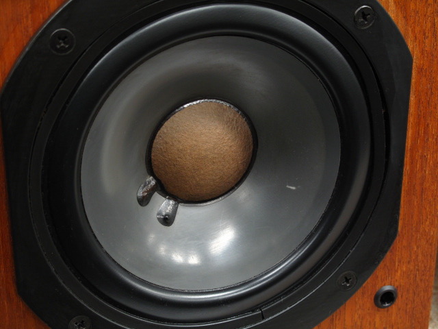 JBL 2ウェイスピーカーmodel 18ti JBL 2ウェイスピーカーmodel 18ti 【公式通販】