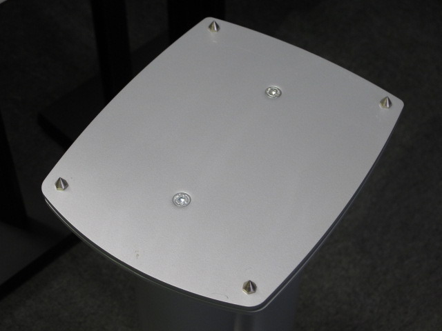 Stand 4 DYNAUDIO - 中古オーディオ 高価買取・販売 ハイファイ堂