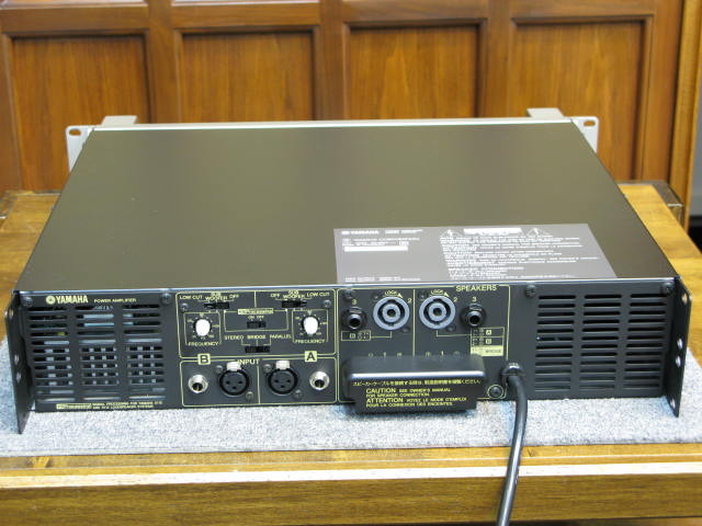 動作良好の美品】 YAMAHA P2500S