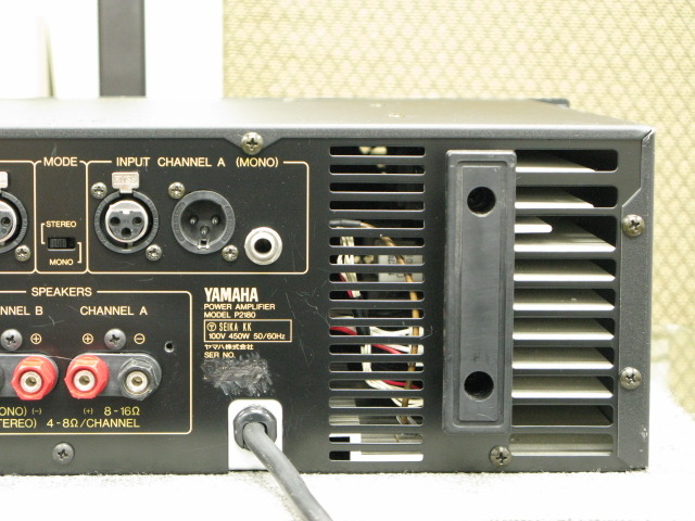 Yamaha P2180 パワーアンプ YAMAHA P2180 Power Amplifier Stereo Rack Mount PA Amp Tested