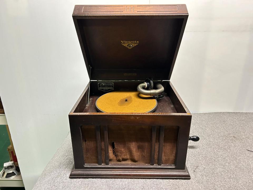 Victrola J1-51 完動品 蓄音機 Victrola J1-51 完動品 蓄音機 | ヤマダ