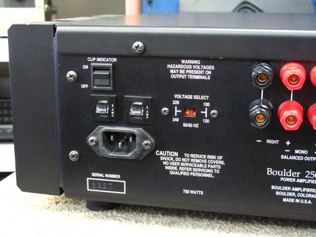 250AE BOULDER - HiFi-Do McIntosh/JBL/audio-technica/Jeff