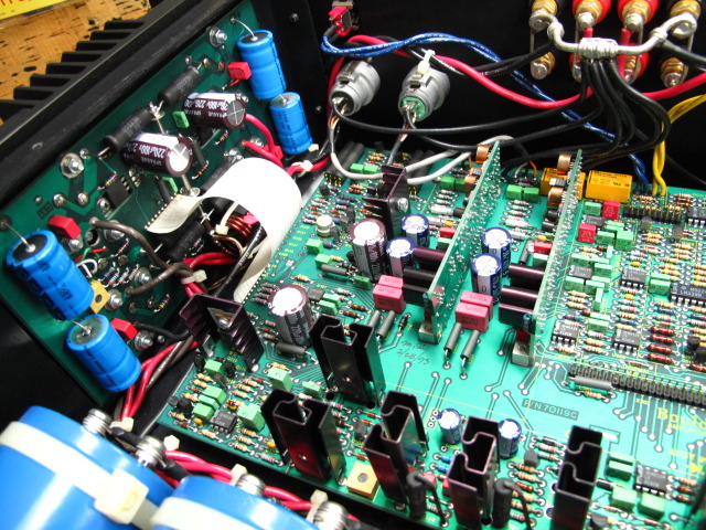 250AE BOULDER - HiFi-Do McIntosh/JBL/audio-technica/Jeff Rowland
