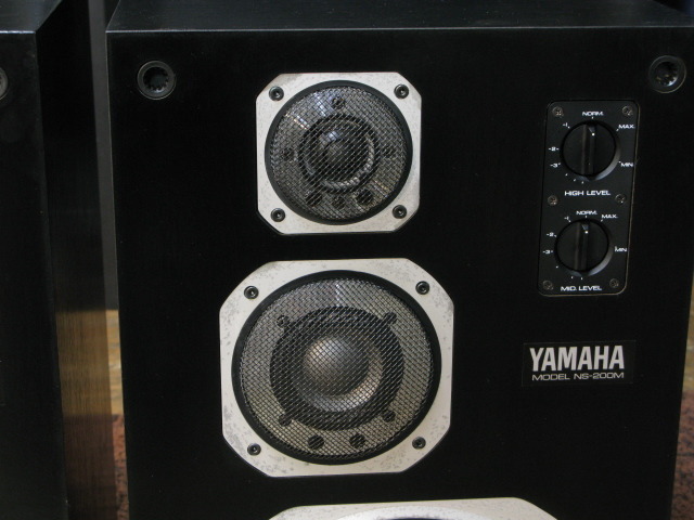 YAMAHAプリメインアンプ A-750 & スピーカーNS-200M セット YAMAHAプリメインアンプ A-750 & スピーカーNS-200M セット