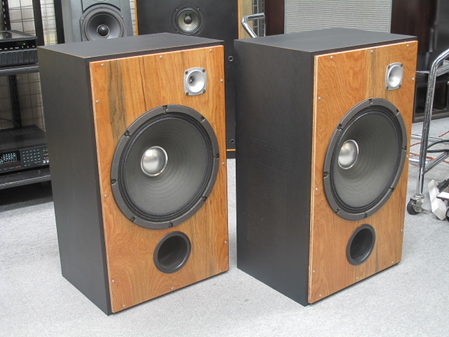 フロア型スピーカー 円筒形革巻き 自作スピーカー２セット フロア型スピーカー 円筒形革巻き 自作スピーカー2セット - メルカリ