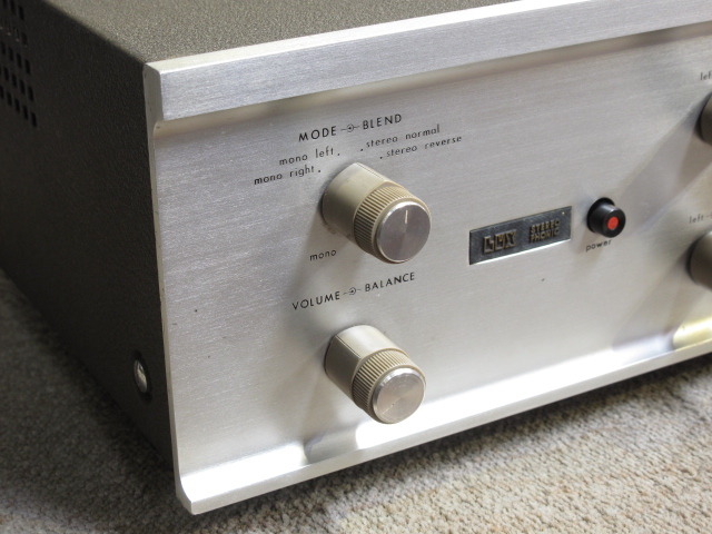 Accuphase & LUXMAN タペストリー 2枚セット Accuphase & LUXMAN タペストリー 2枚セット