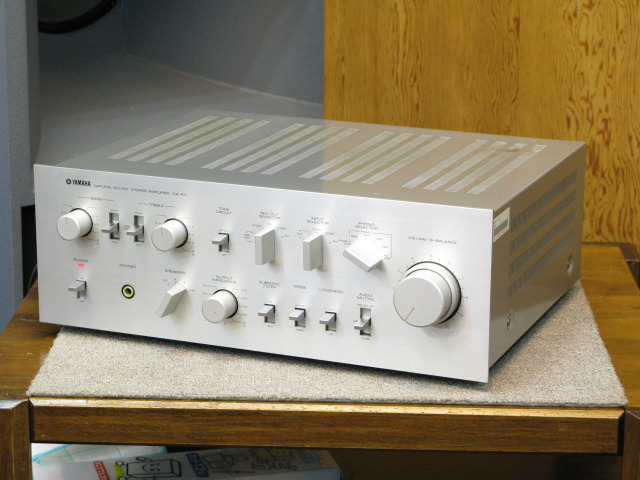 オーディオ機器 YAMAHA CA-R11 ステレオアンプ 本体