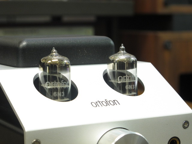 ortofon Ta-Q7 真空管アンプ ANW001スピーカーセット 2ページ目）ortofonの真空管ハイブリッドアンプ『TA-Q7』｜@DIME