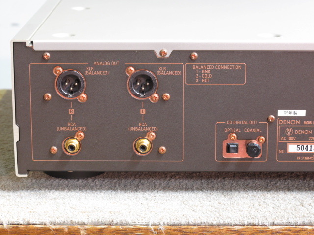 DENON DCD-SA11 CDプレーヤーデッキ メンテナンス済み 中古動作品 DENON DCD-SA11 CDプレーヤーデッキ メンテナンス済み 中古動作