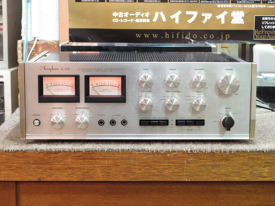 【激レア‼︎】Accuphase E-202 Accuphase E-202 Integrated Amplifier Main Unit Only Working