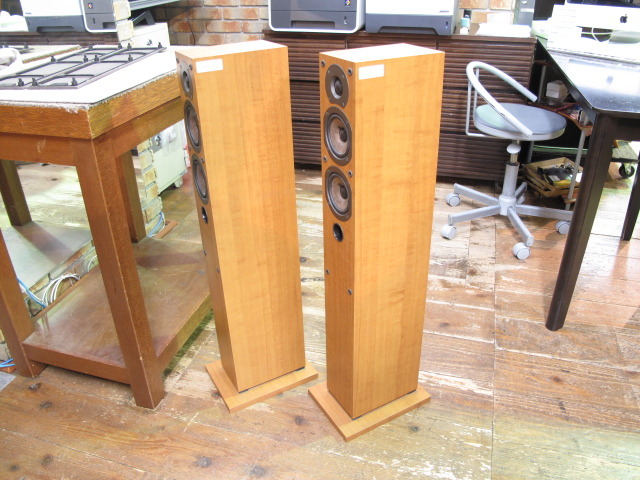 ONKYO オンキョー　D-105F トールボーイスピーカー ONKYO D-105Fの仕様 オンキヨー/オンキョー