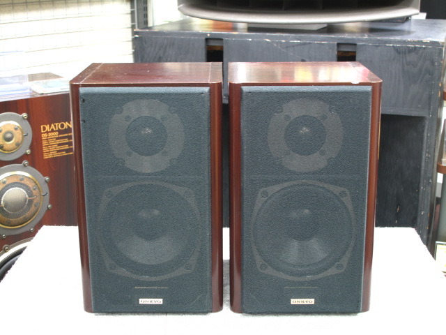 ONKYO スピーカーＤ-200 ONKYO D-200 Liverpoolの仕様 オンキヨー/オンキョー