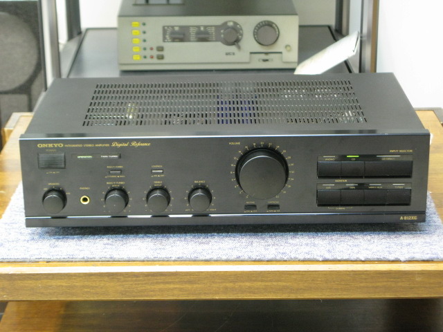 整備済 程度良 ONKYO オンキョー Integra A-812XG 取説付 整備済 ONKYO オンキョー アンプ Integra A-812XG 取説付