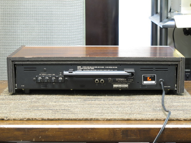 【良品・動作品】 LUXMAN T-45A AM/FM ステレオチューナー LUXMAN（ラックスマン） Luxman T-45a AM/FM チューナー -e337