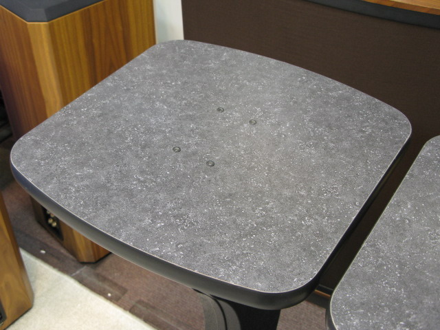 MIDDLE ATLANTIC EC-SPK36 スピーカースタンド　美品 MIDDLE ATLANTIC EC-SPK36 スピーカースタンド 美品 - メルカリ