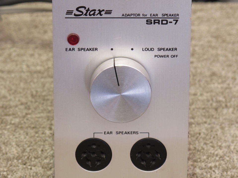 STAXのイヤースピーカーSR-X MK 3と、アダプターSRD-7のセット