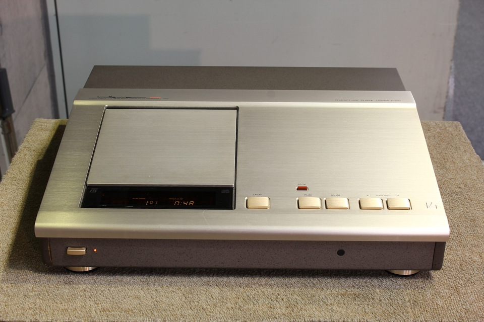 Luxman D-500X'sⅡ CDプレーヤー 542Luxman D 500X's - Platine