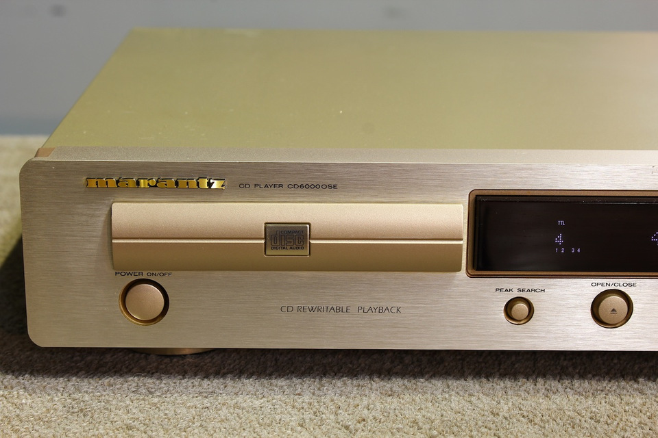 marantz PM6100SA と　CD6000OSE ジャンク　通電確認 marantz PM6100SA と CD6000OSE ジャンク 通電確認 marantz