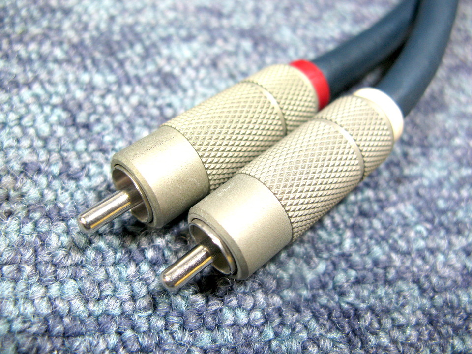 L-10A/1.0m Accuphase - 中古オーディオ 高価買取・販売