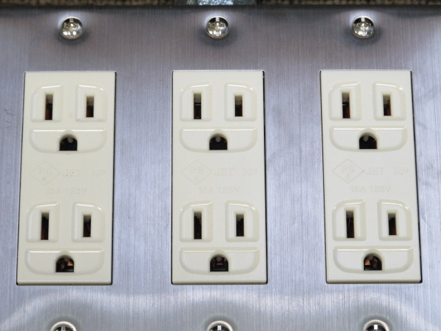 シールド重鉄タップ6個口/1.0m PRO CABLE - 中古オーディオ 高価買取