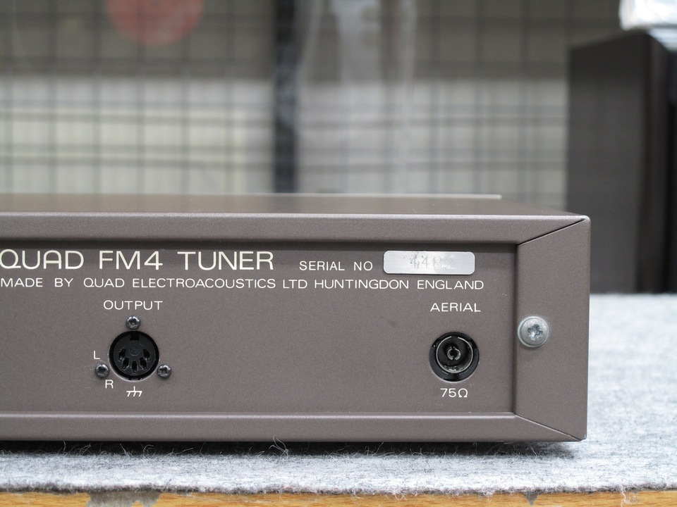 QUAD クォード FM4 TUNER FMチューナー オーディオ機器。