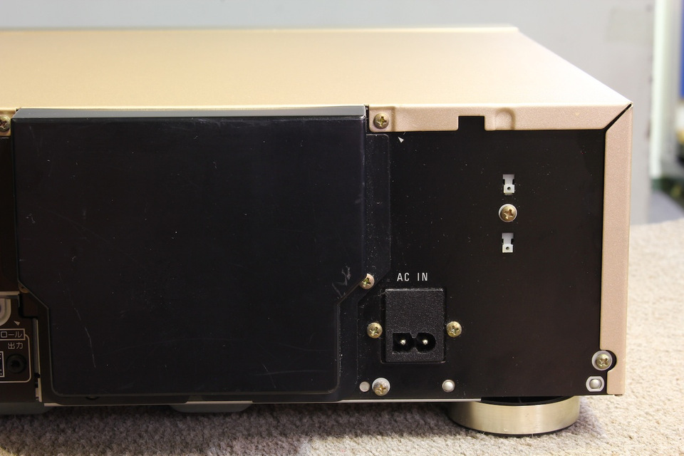 パイオニアLDプレーヤー高級モデル★CLD-R7G★メンテOH済み動作良好です。 パイオニアLDプレーヤー高級モデル☆CLD-R7G☆メンテOH済み動作良好です。