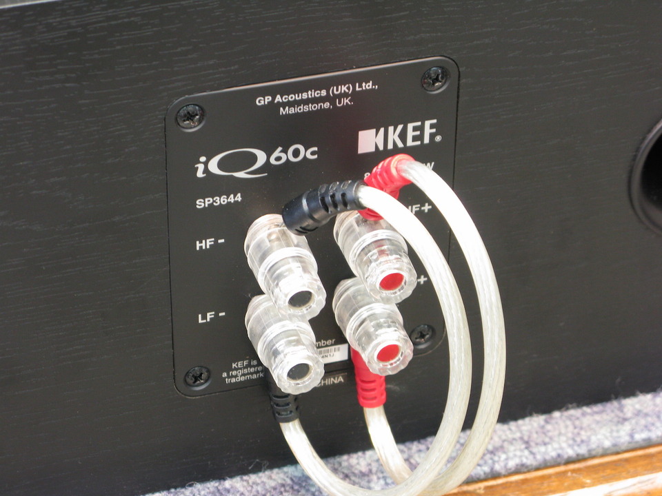 KEF iQ60C センターSP美品、元箱や備品多数 KEF iQ60C センターSP美品、元箱や備品多数