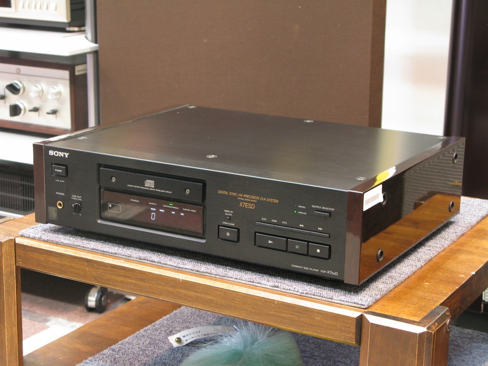 SONY CDプレーヤー CDP-X7 ESD SONY CDP-X7ESDの仕様 ソニー