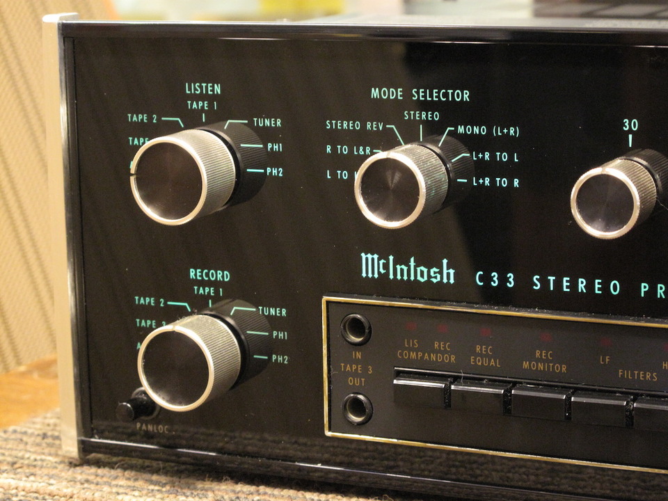 マッキントッシュ　McIntosh C-33 junk プリアンプ McIntosh コントロールアンプ C33の買取ならみっけオーディオ |
