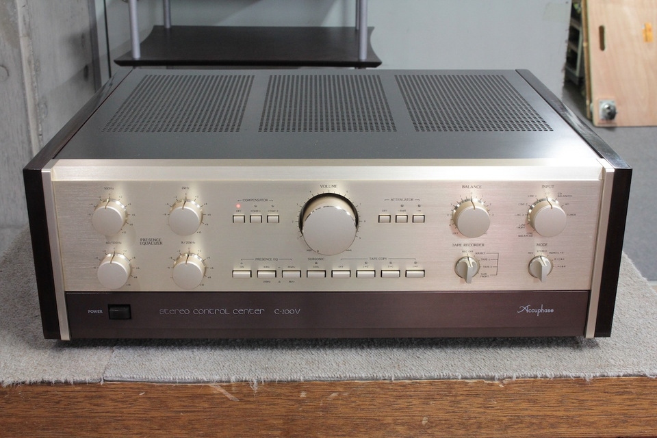 C-200V Accuphase - 中古オーディオ 高価買取・販売 ハイファイ堂