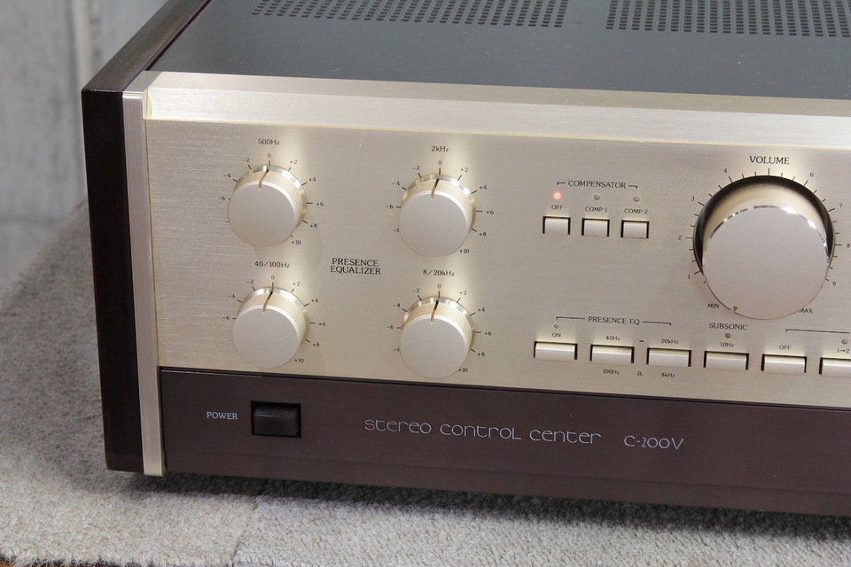 C-200V Accuphase - HiFi-Do McIntosh/JBL/audio-technica/Jeff