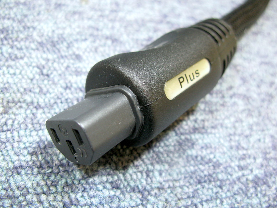 PS Audio XPL1.8MK2 Plus　電源ケーブル 約1.8m 滑らかなサウンドが聴ける電源ケーブル！？ PS Audioの xStream Power