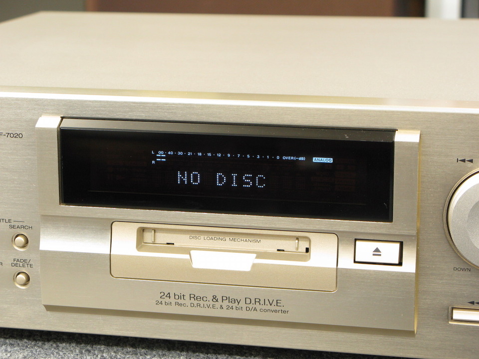 KENWOOD ケンウッド DMF-3020 動作品 MDプレーヤー KENWOOD ケンウッド DMF-3020 動作品 MDプレーヤー