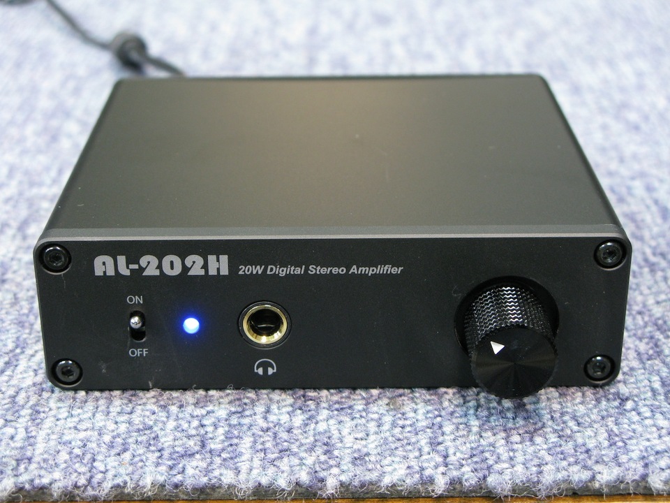 Amulech AL-202H SE デジタルD級アンプ Amazon.co.jp: Amulech 小型・薄型・・Hi-Fi 20W+20W(4Ω