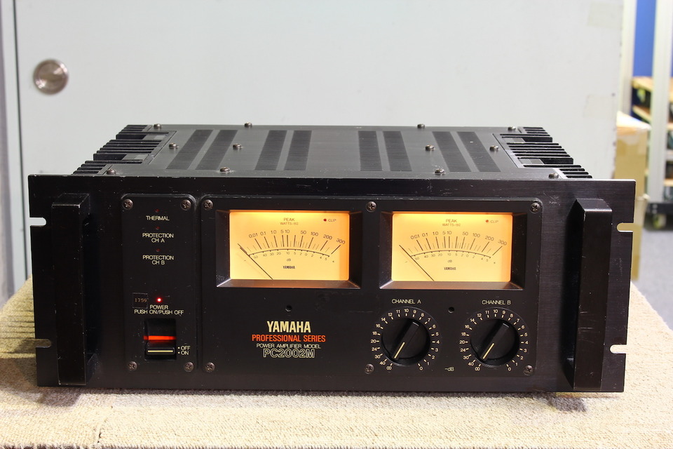 YAMAHA PC2002M パワーアンプ　音響　業務用　ヤマハ　PA YAMAHA PC2002 パワーアンプ | courage office